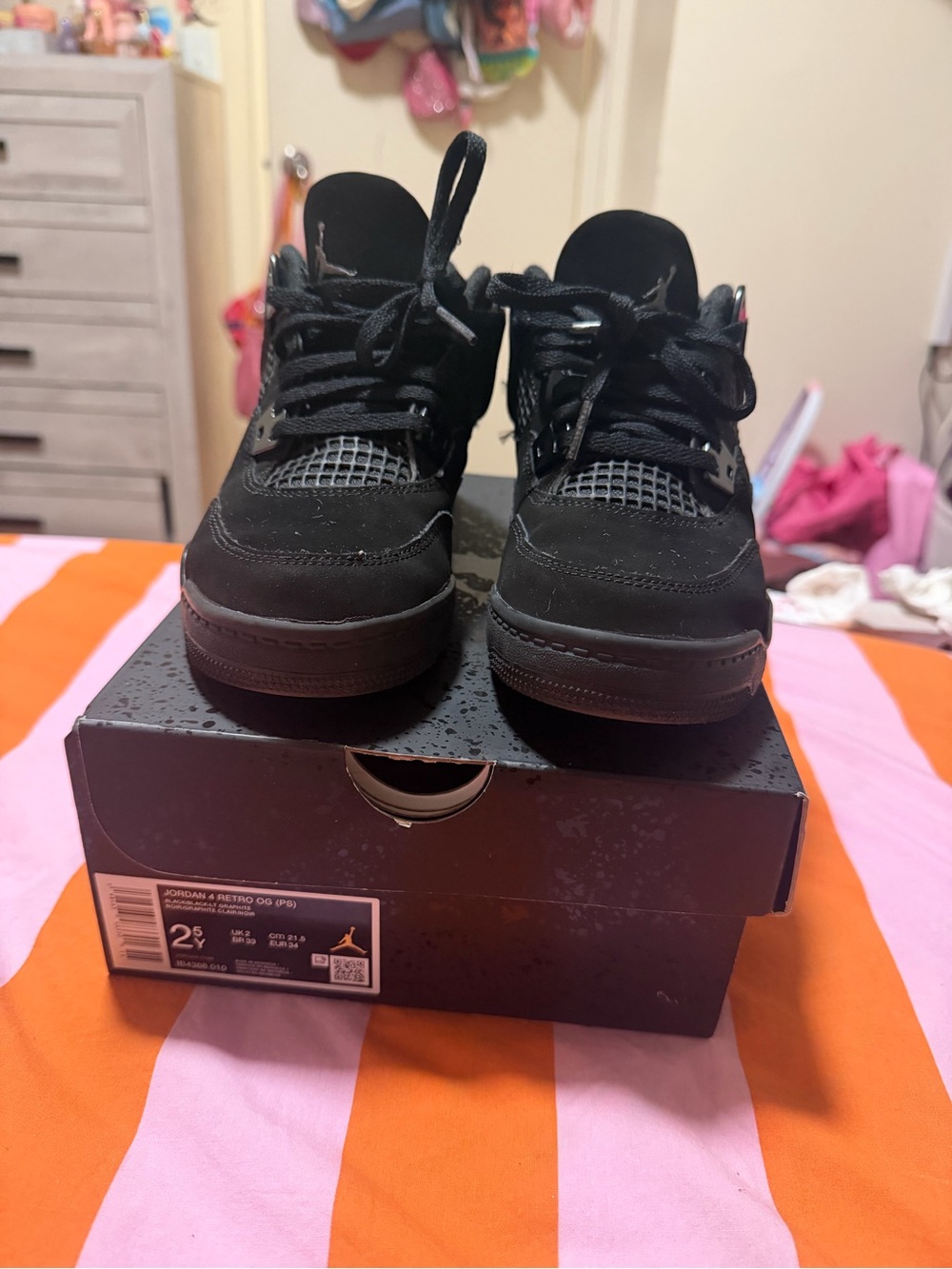 Jordan Kids All-Black Retro Sneaker Black cat